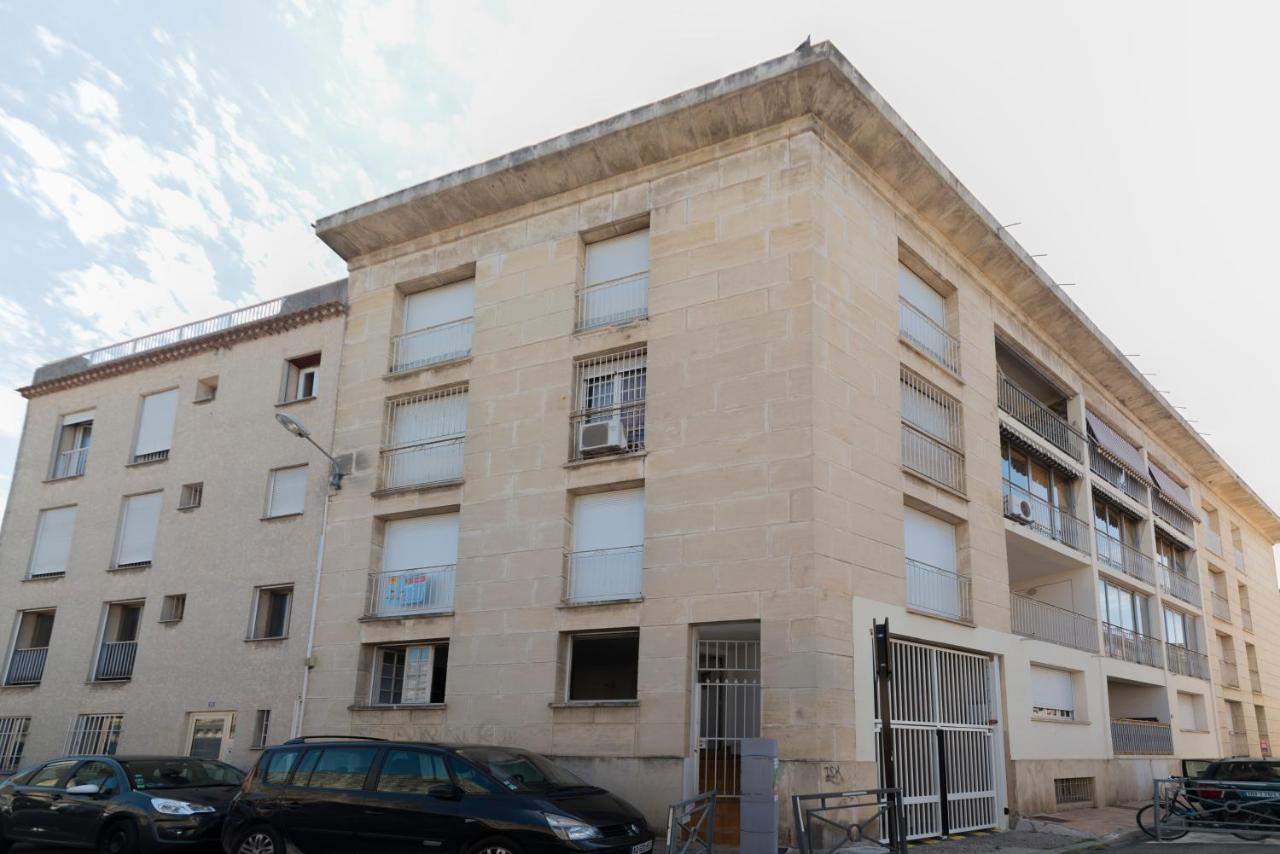 Appartement De Charme - Vue Sur Remparts - Wifi Gratuit - Parking Payant A Proximite アヴィニョン エクステリア 写真